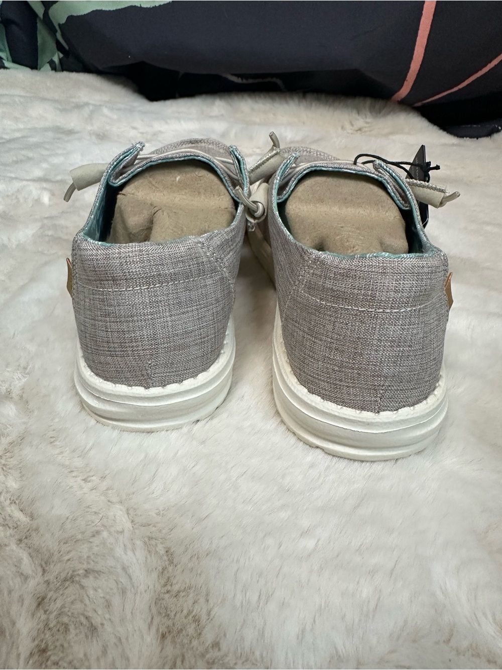 hey dude Women’s Wally Slip-On Shoes - Taupe size 9 NWT - Picture 4 of 5